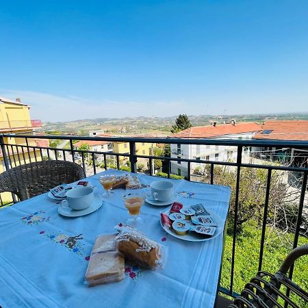 Casa Vacanze Con Vista Panoramica Frassinello Monferrato ภายนอก รูปภาพ